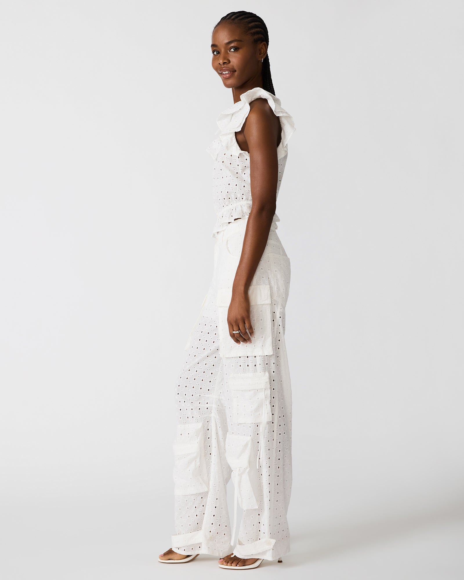 STEVEMADDEN_APPAREL_SB06024_WHITE_03.jpg