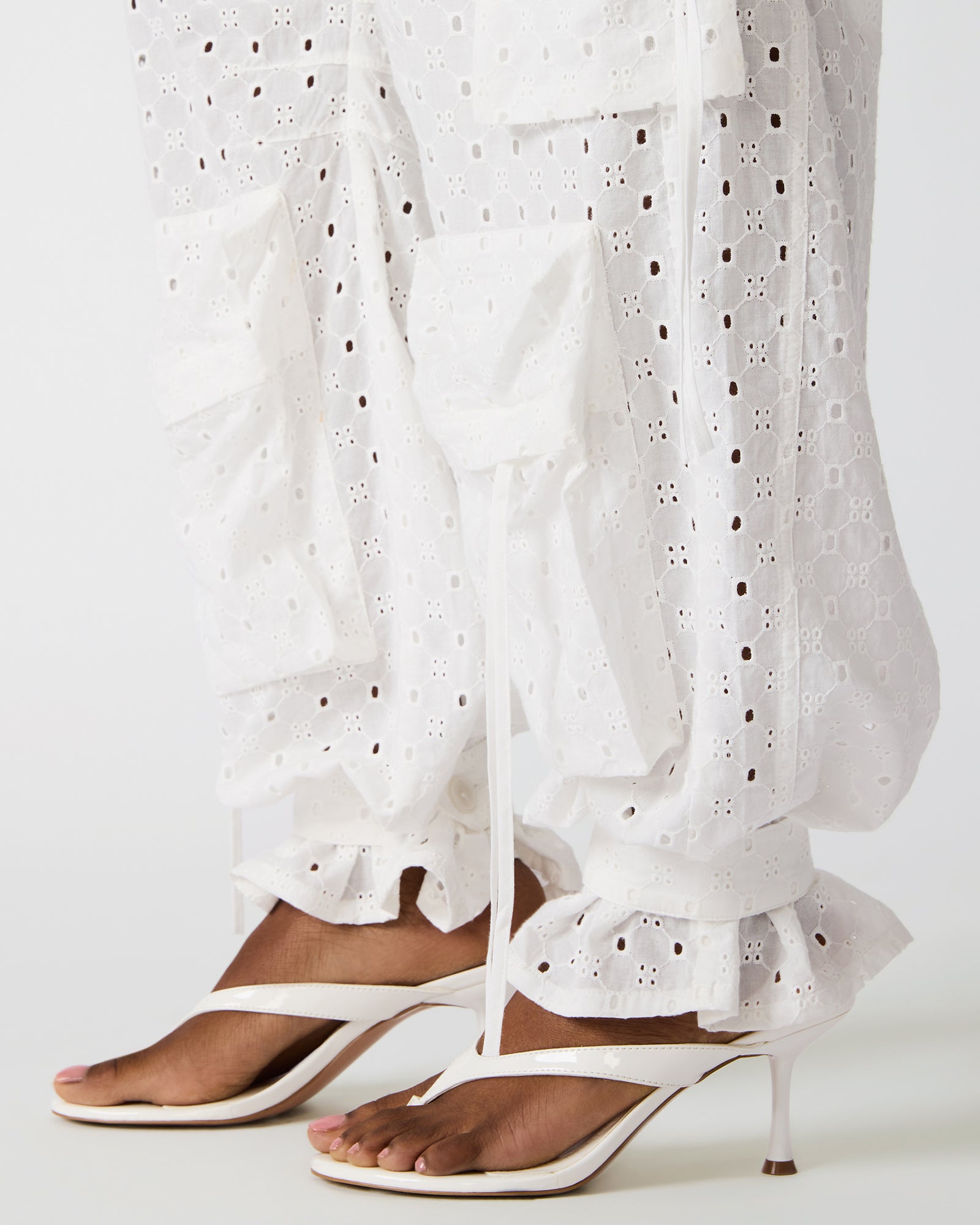 STEVEMADDEN_APPAREL_SB06024_WHITE_05.jpg