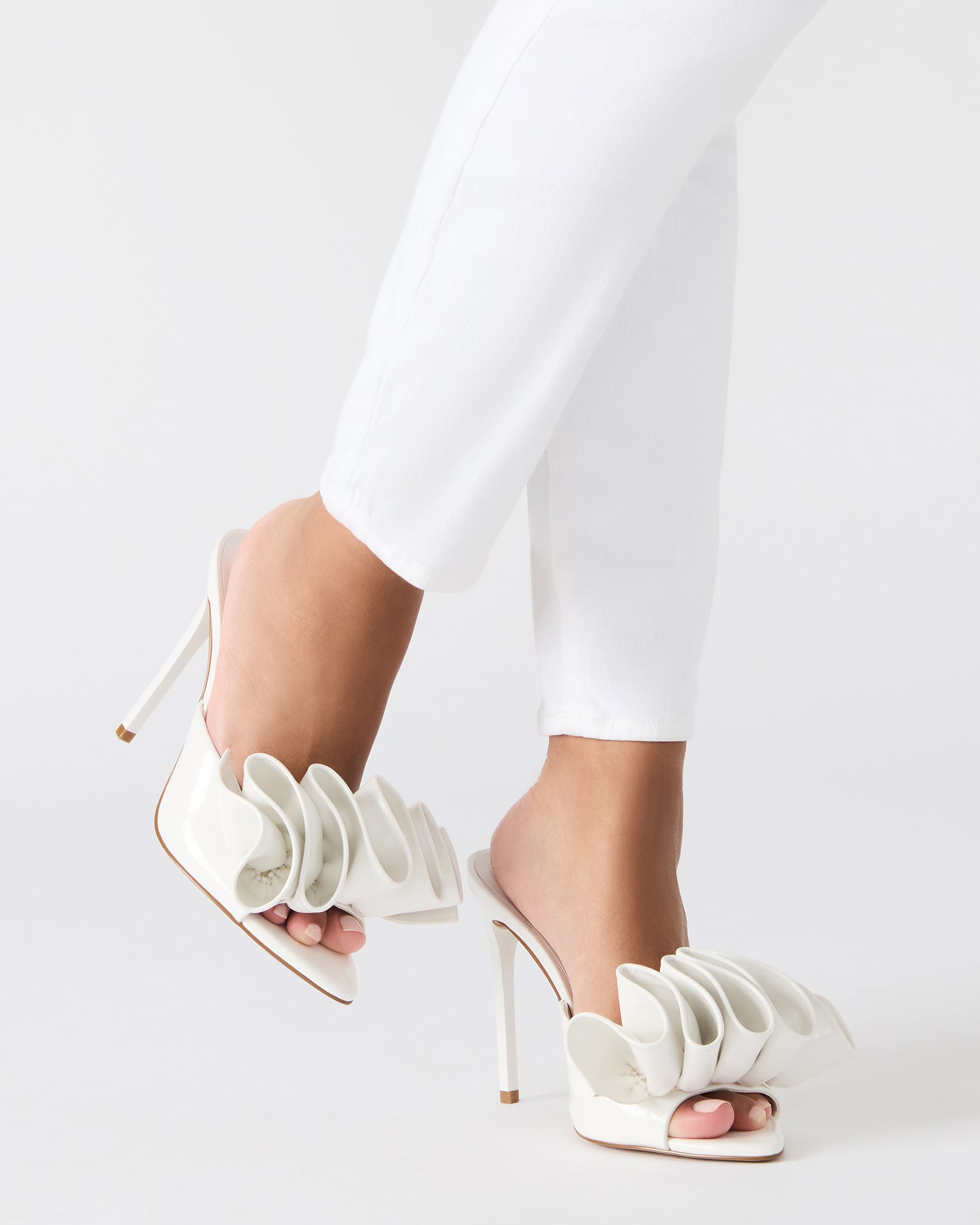 STEVEMADDEN_SHOES_AFFINITY_WHITE-PATENT_14170.jpg