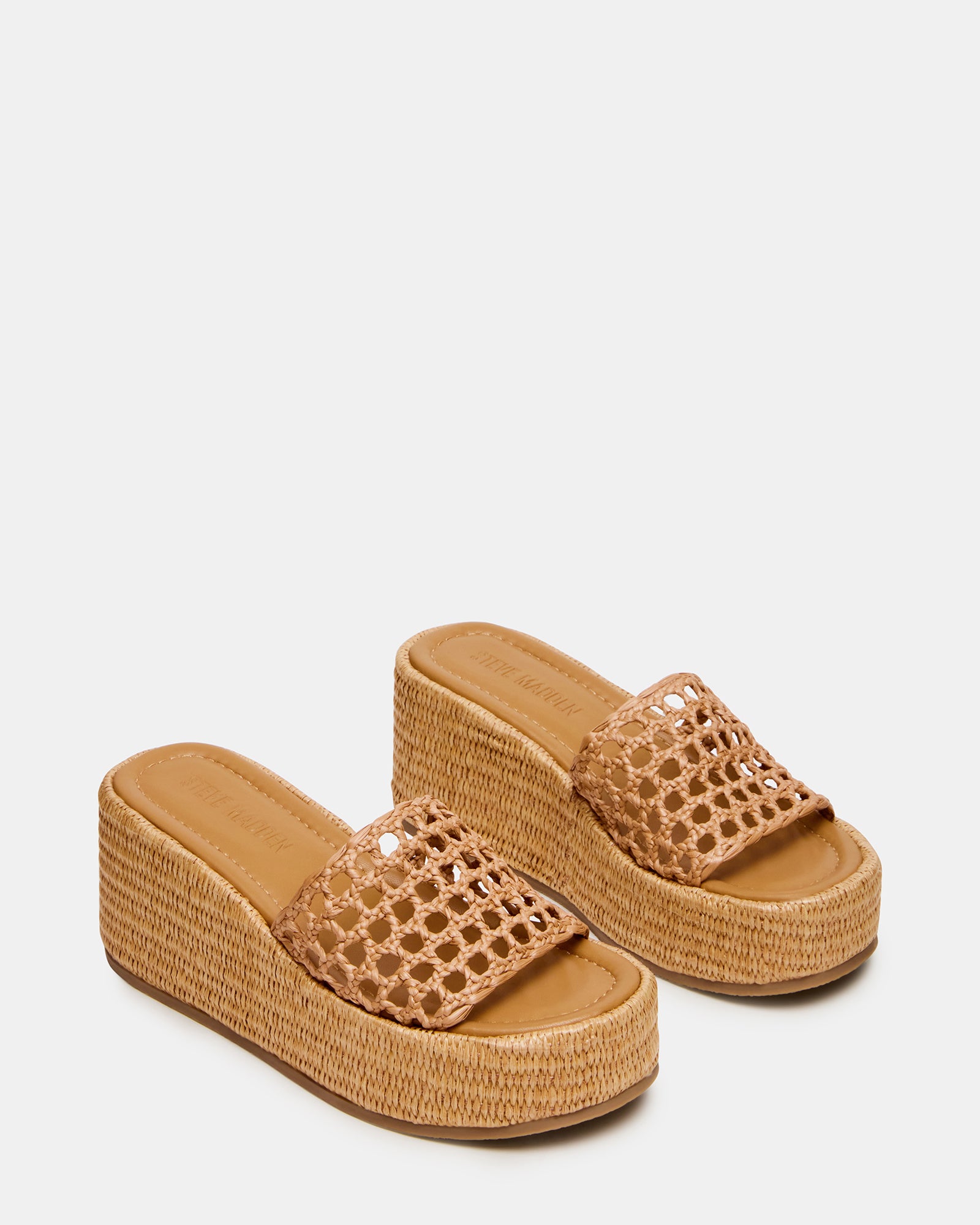 STEVEMADDEN_SHOES_BRANDY_RAFFIA_02_5d5731a7-dd22-4e2c-ba4d-9f0d7bd9cc59.jpg