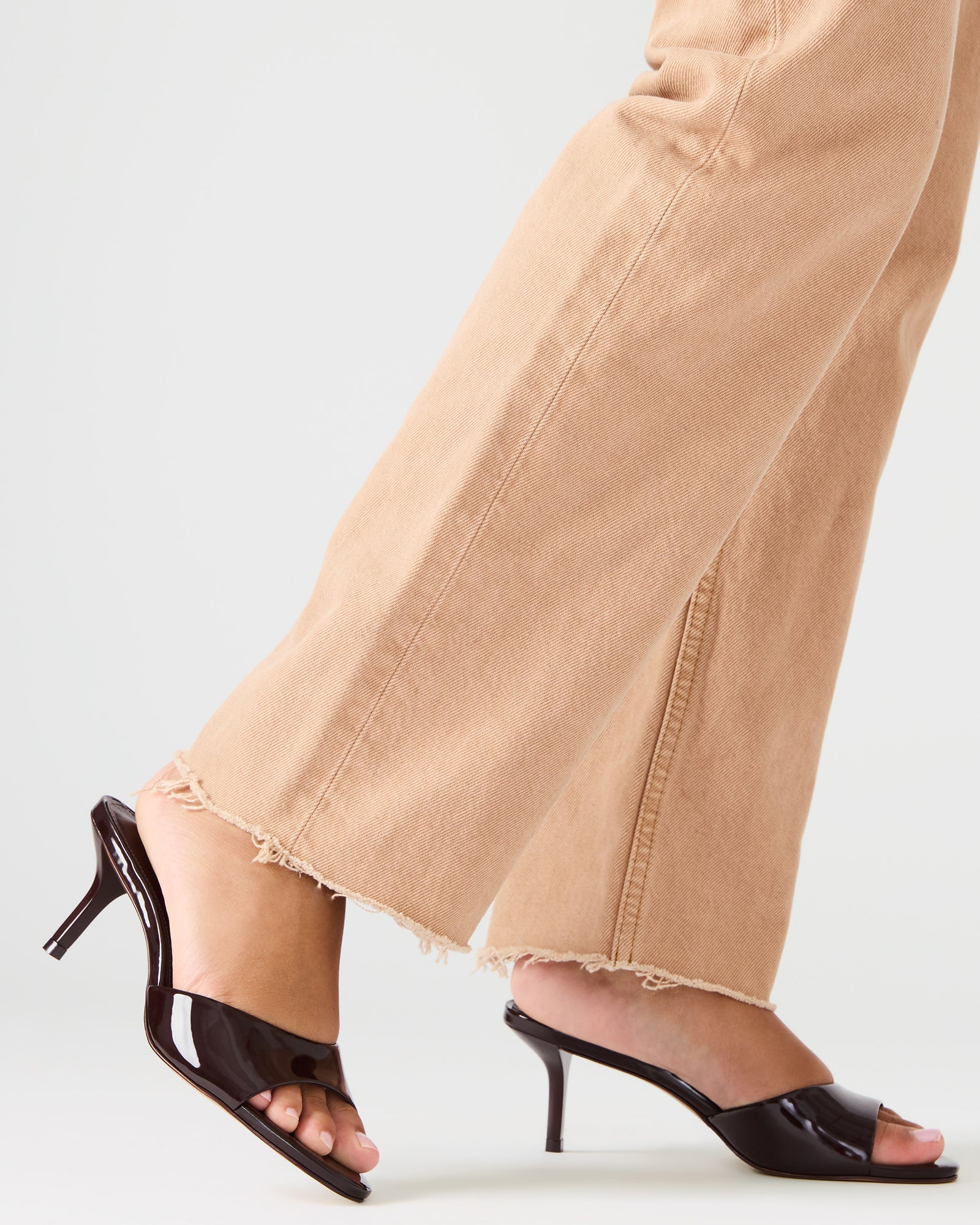 STEVEMADDEN_SHOES_KENDRIX_BROWN-LEATHER_0219_db2dbb00-44cb-42ca-b46f-9fed6b8d36a5.jpg