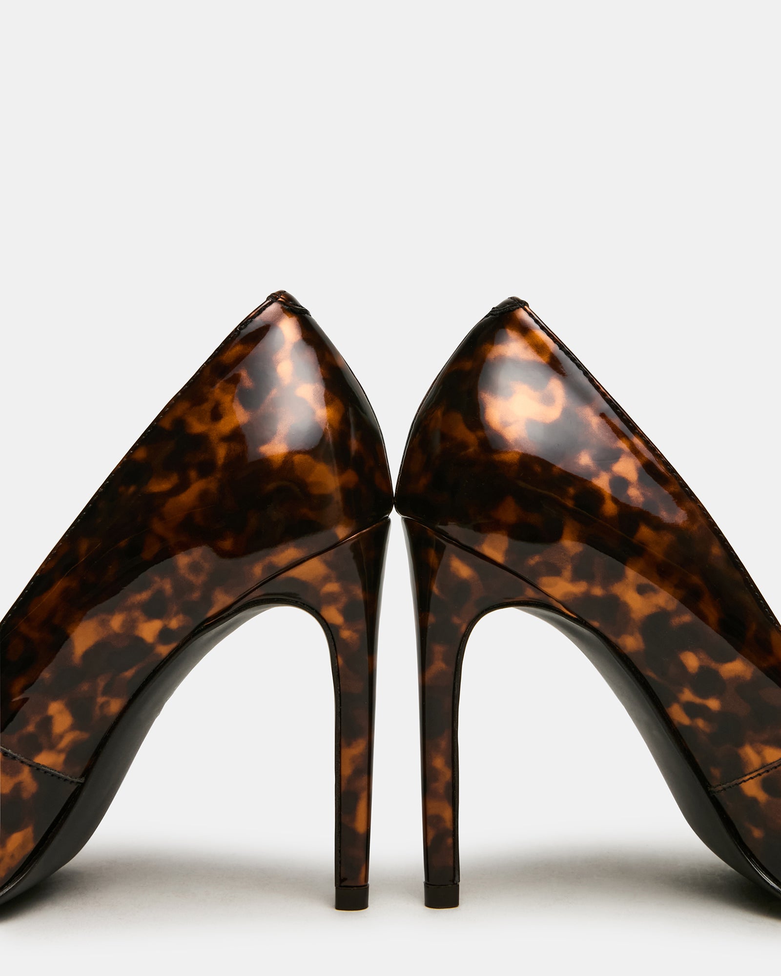STEVEMADDEN_SHOES_NOIR_TORTOISE_05_b42fe721-93ec-46e9-8e51-ea2fc61b9563.jpg